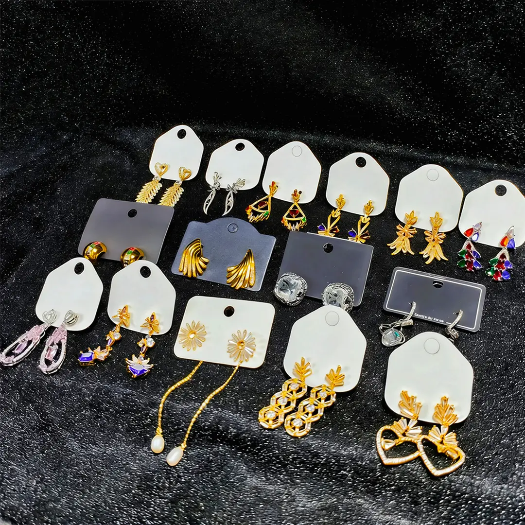 【Limited】Zircon Diamond Earring Blind Bag  - Open in live - Image 2
