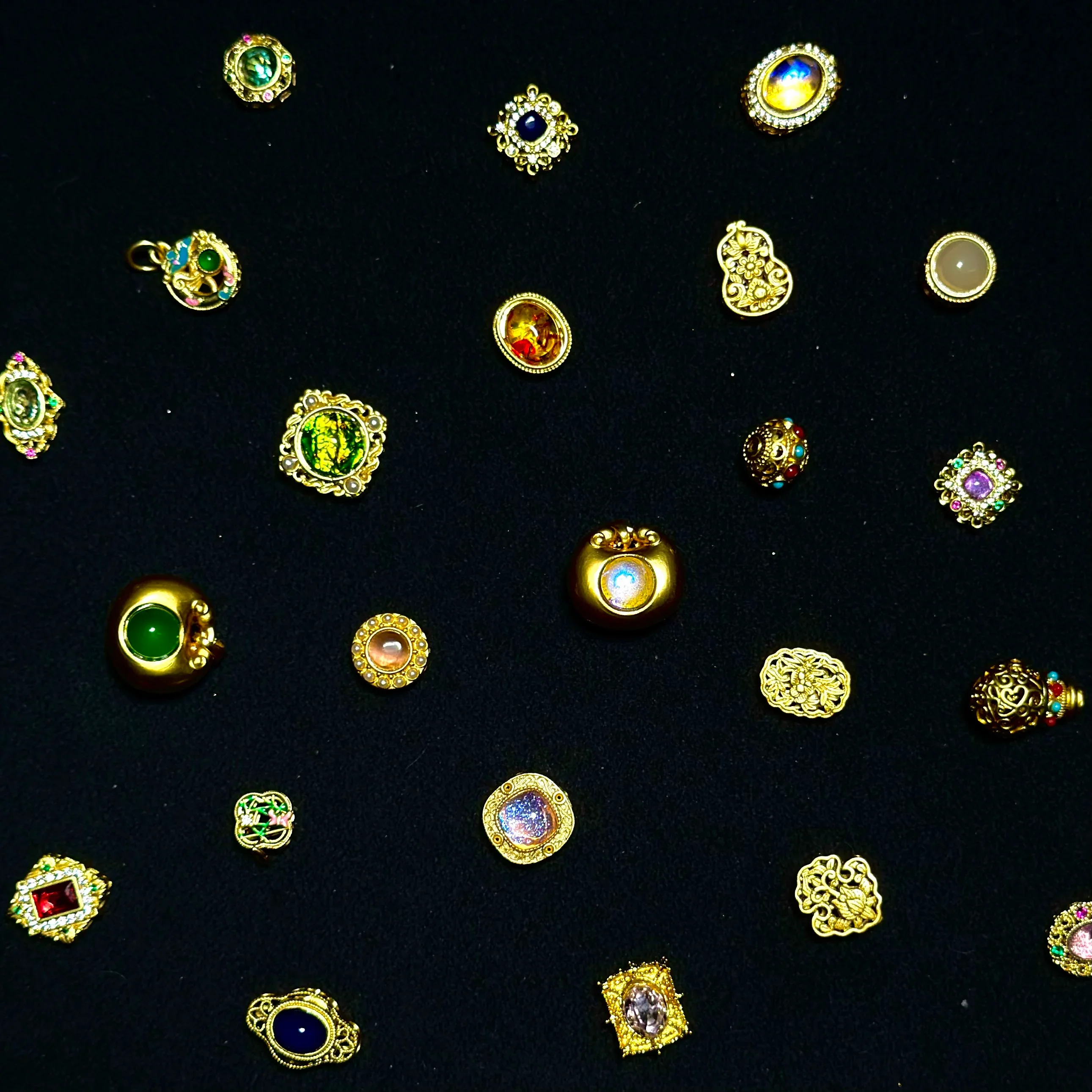 Fantast Golden Beads PLUS Blind Bag for Bracelet- Open in live - Image 2